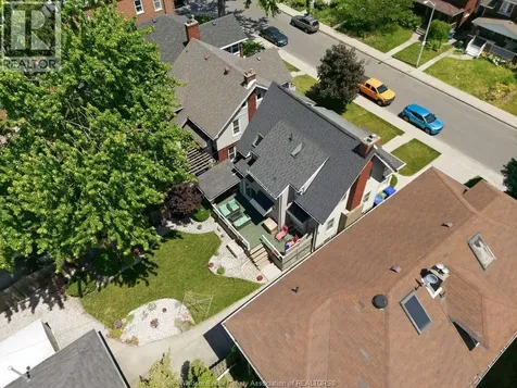 439 Moy Avenue Windsor ON N9A 2N3