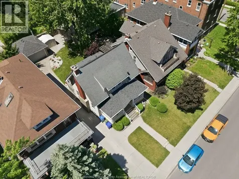 439 Moy Avenue Windsor ON N9A 2N3
