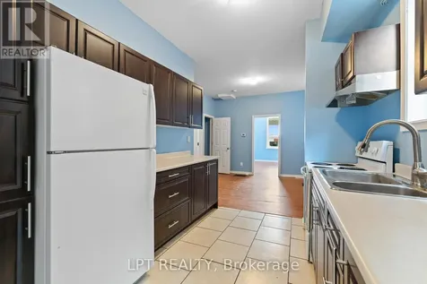 58 Nottawasaga Street Orillia ON L3V 3J4