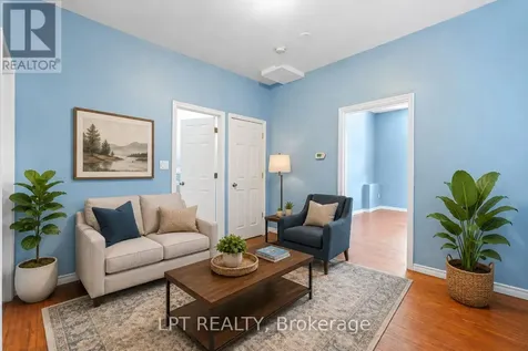 58 Nottawasaga Street Orillia ON L3V 3J4