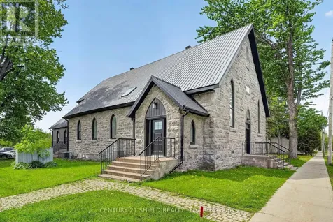 12 Maple Street South Glengarry ON K0C 1N0