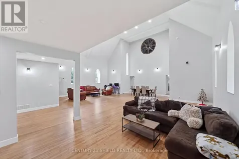 12 Maple Street South Glengarry ON K0C 1N0