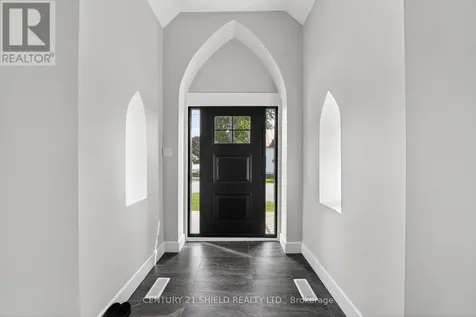 12 Maple Street South Glengarry ON K0C 1N0