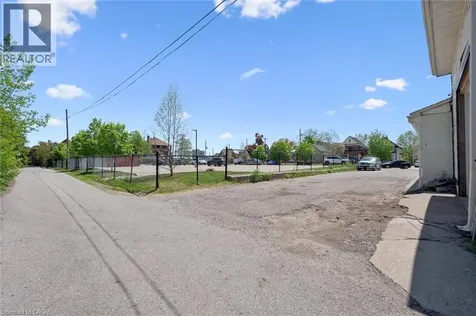 202 Breithaupt Street Kitchener ON N2H 5H4