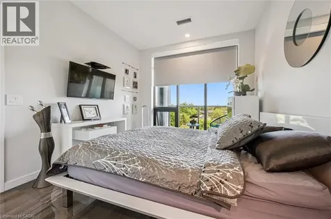 690 King Street West Kitchener ON N2H 5L8