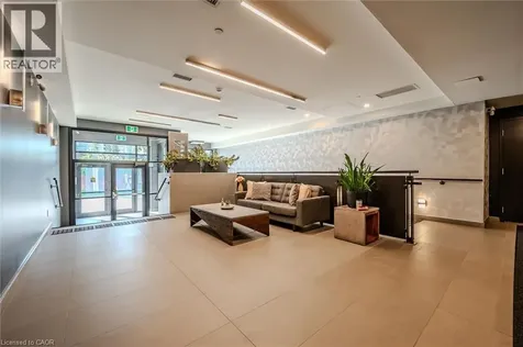 690 King Street West Kitchener ON N2H 5L8