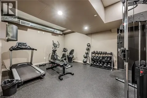 690 King Street West Kitchener ON N2H 5L8