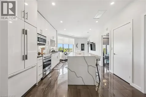 690 King Street West Kitchener ON N2H 5L8