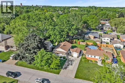 1218 Edward Avenue Windsor ON N8S 3A1