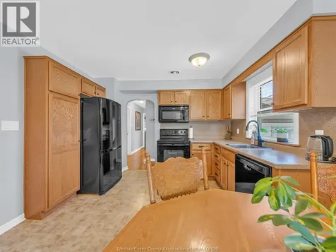 1218 Edward Avenue Windsor ON N8S 3A1