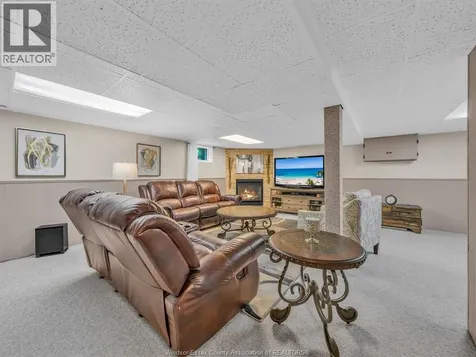 1218 Edward Avenue Windsor ON N8S 3A1