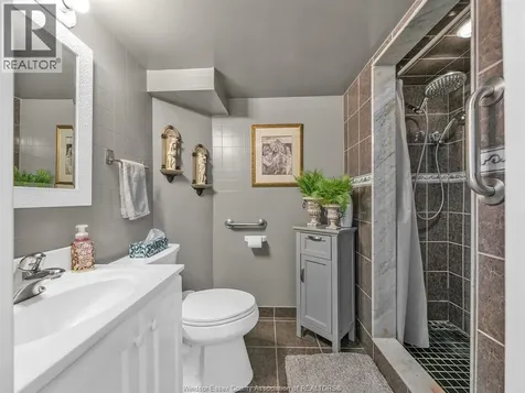 1218 Edward Avenue Windsor ON N8S 3A1