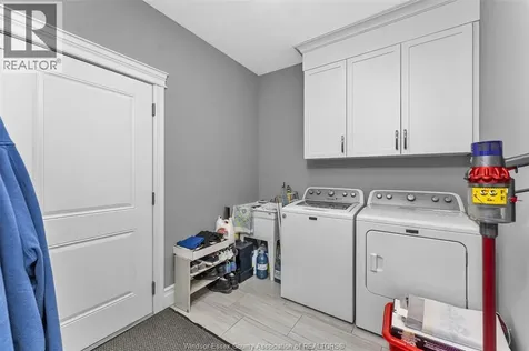 1342 Cypress Avenue Windsor ON N8P 0E2