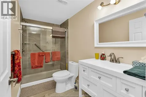 1342 Cypress Avenue Windsor ON N8P 0E2