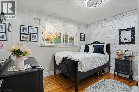 52 Lorne Avenue Burford ON N0E 1A0