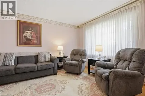 43 Mcilwraith Crescent Guelph ON N1E 6J4