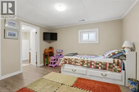43 Mcilwraith Crescent Guelph ON N1E 6J4