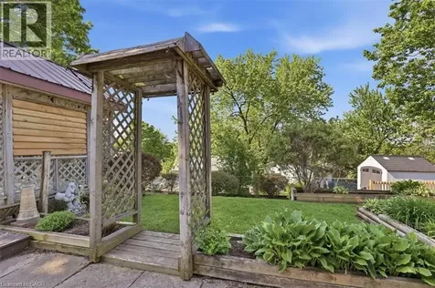 43 Mcilwraith Crescent Guelph ON N1E 6J4