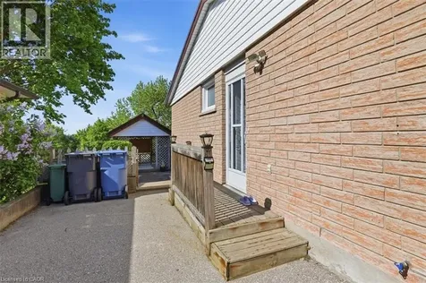 43 Mcilwraith Crescent Guelph ON N1E 6J4
