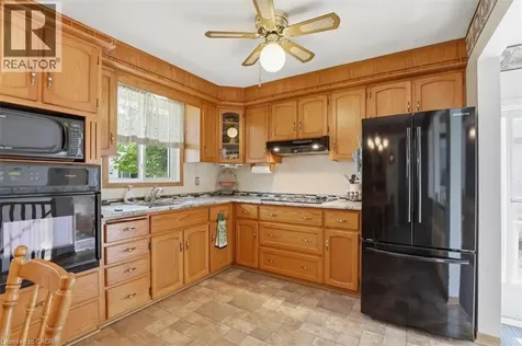 43 Mcilwraith Crescent Guelph ON N1E 6J4