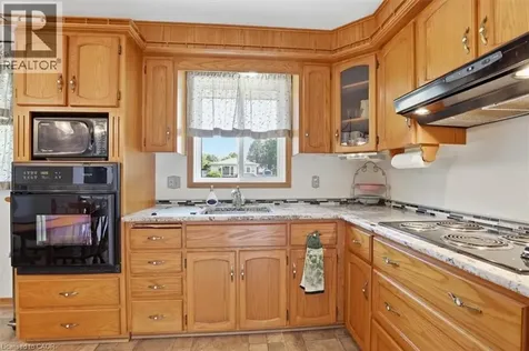 43 Mcilwraith Crescent Guelph ON N1E 6J4