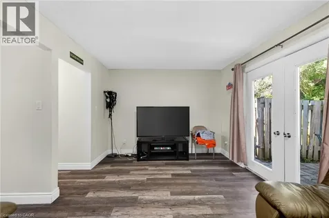 137 Dovercliffe Road Guelph ON N1G 3A5