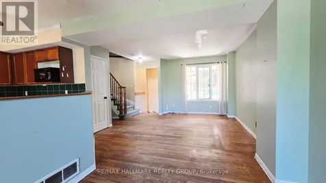 55 Cohen Avenue Ottawa ON K2L 4E6