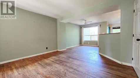 55 Cohen Avenue Ottawa ON K2L 4E6