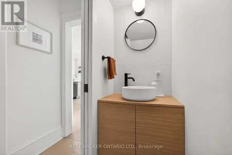 552 Churchill Avenue North Ottawa ON K1Z 5E5