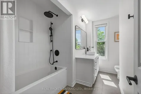 552 Churchill Avenue North Ottawa ON K1Z 5E5