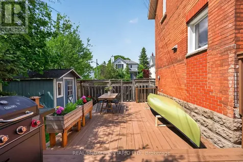 552 Churchill Avenue North Ottawa ON K1Z 5E5