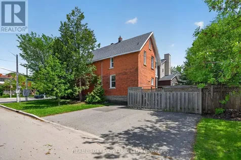 552 Churchill Avenue North Ottawa ON K1Z 5E5