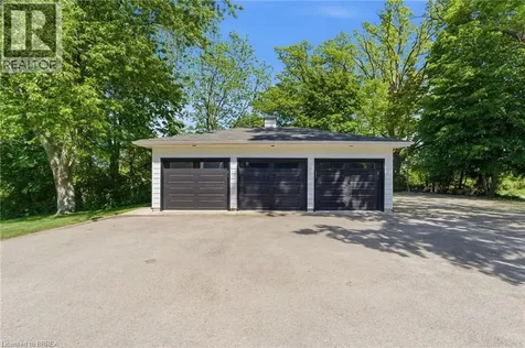 48 Oxbow Road Brantford ON N3T 5L6
