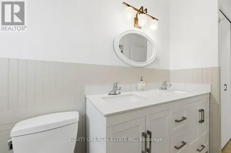 542 Sirois Avenue Ottawa ON K1K 1H4