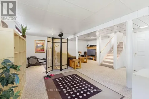 542 Sirois Avenue Ottawa ON K1K 1H4