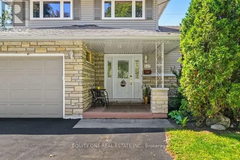 542 Sirois Avenue Ottawa ON K1K 1H4