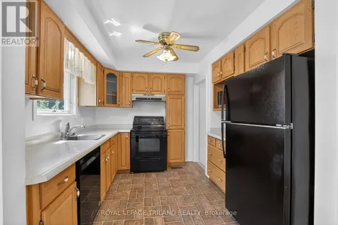 7 Thompson Avenue St. Thomas ON N5R 1G1