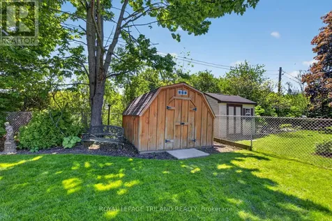 7 Thompson Avenue St. Thomas ON N5R 1G1