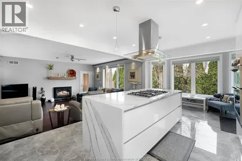 2098 Edgemore Avenue Lasalle ON N9H 2K1