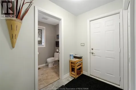 2098 Edgemore Avenue Lasalle ON N9H 2K1