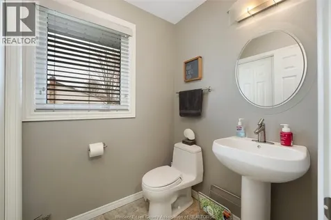 2098 Edgemore Avenue Lasalle ON N9H 2K1