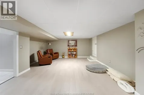 2098 Edgemore Avenue Lasalle ON N9H 2K1