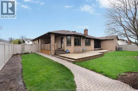 2098 Edgemore Avenue Lasalle ON N9H 2K1