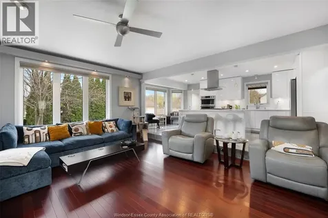 2098 Edgemore Avenue Lasalle ON N9H 2K1
