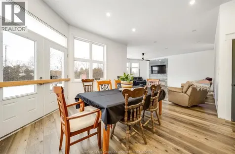 1229 Arncliffe Windsor ON