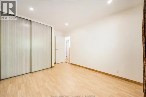 1229 Arncliffe Windsor ON