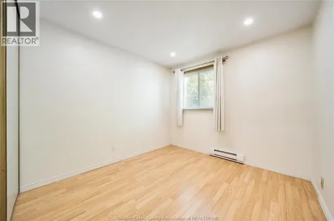 1229 Arncliffe Windsor ON