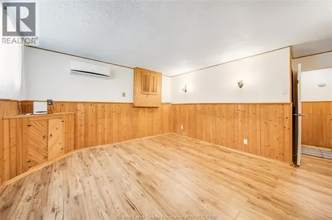 1229 Arncliffe Windsor ON