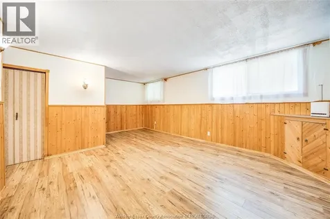 1229 Arncliffe Windsor ON