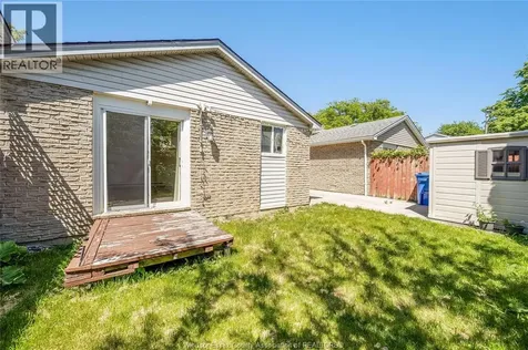 1229 Arncliffe Windsor ON